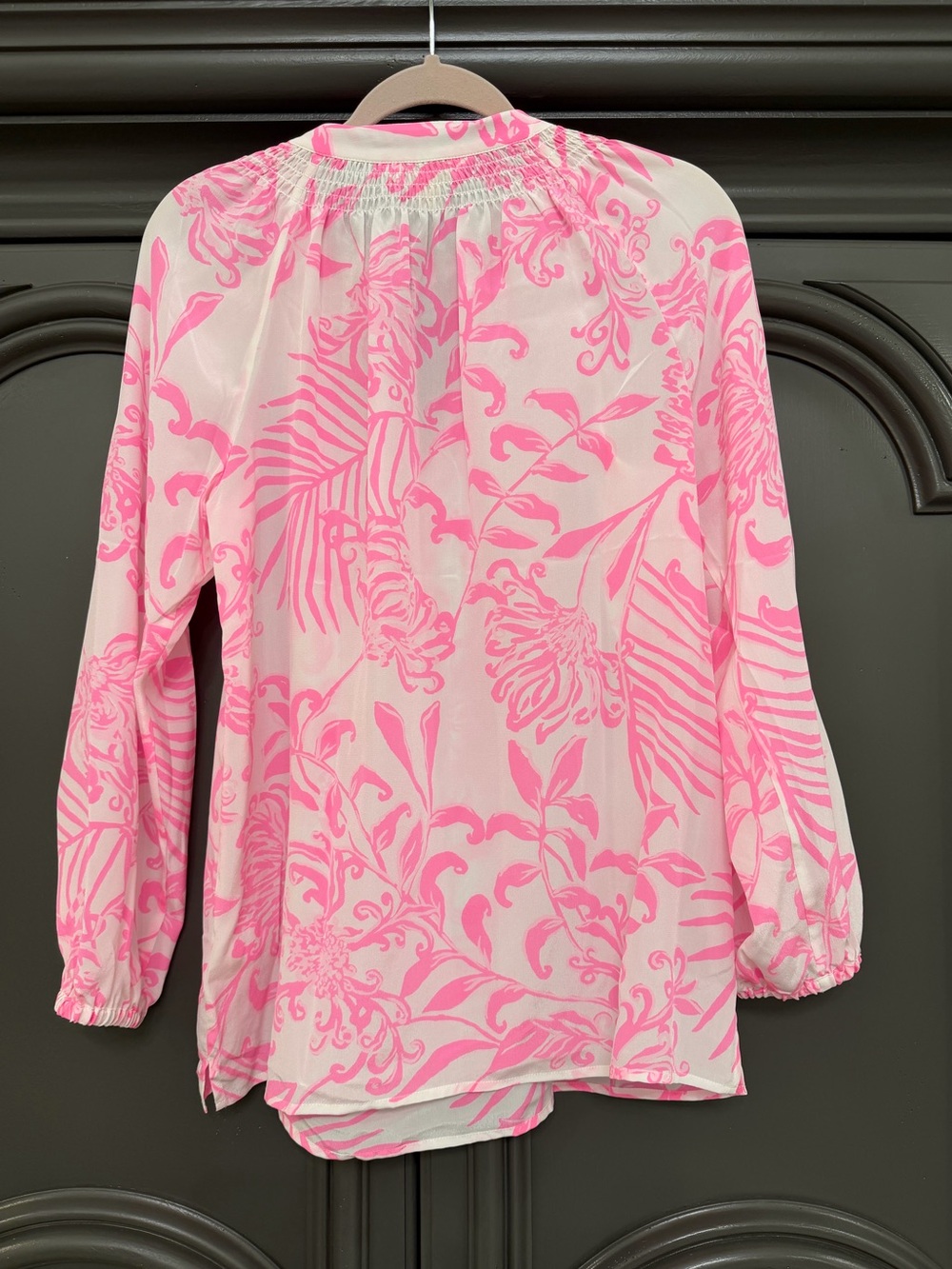 Lilly Pulitzer Silk Pink & White Floral Smocked Neck Blouse - Picture 2 of 4